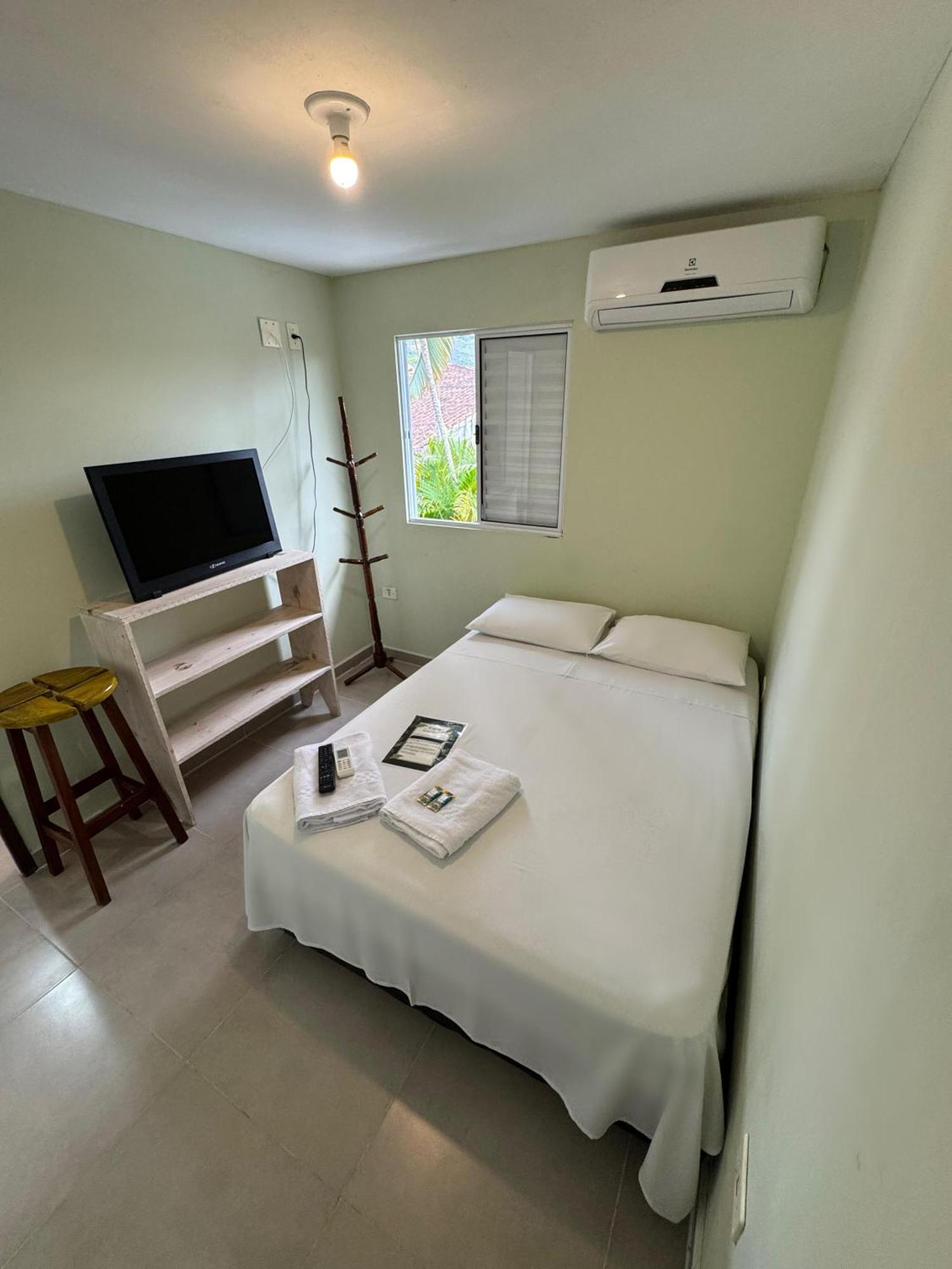 Pousada Casa Guntzel Juquehy - Piscina E Ar Condicionado 朱奎 客房 照片
