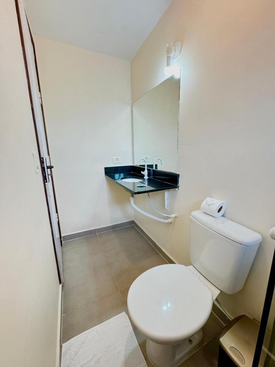 Pousada Casa Guntzel Juquehy - Piscina E Ar Condicionado 朱奎 客房 照片